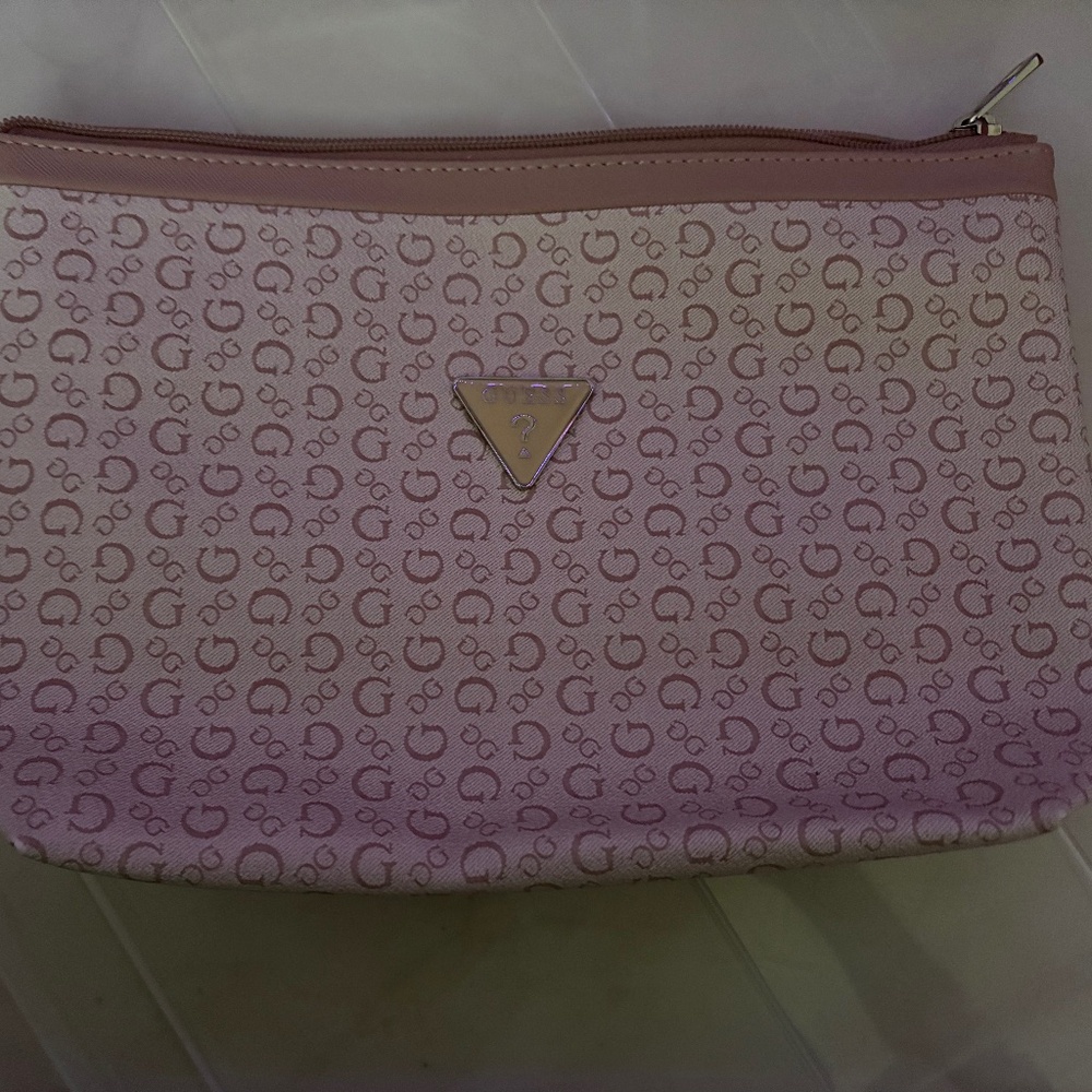 Guess cosmetic bag